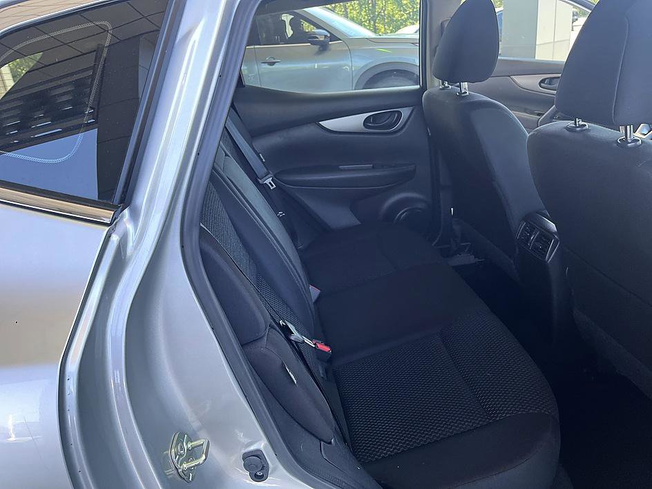 Certified 2022 Nissan Rogue Sport S image 20