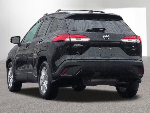 Certified 2023 Toyota Corolla Cross LE w/ Moonroof Package image 9