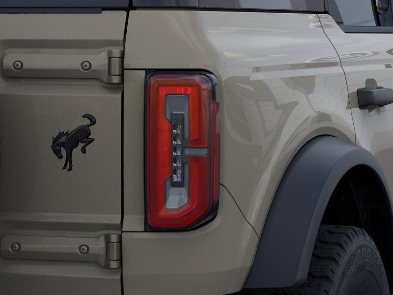 New 2026 Ford Bronco Outer Banks w/ Black Appearance Package AWD/4WD image 36