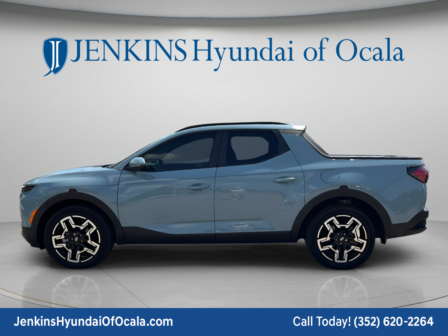 Certified 2025 Hyundai Santa Cruz Limited AWD/4WD image 6