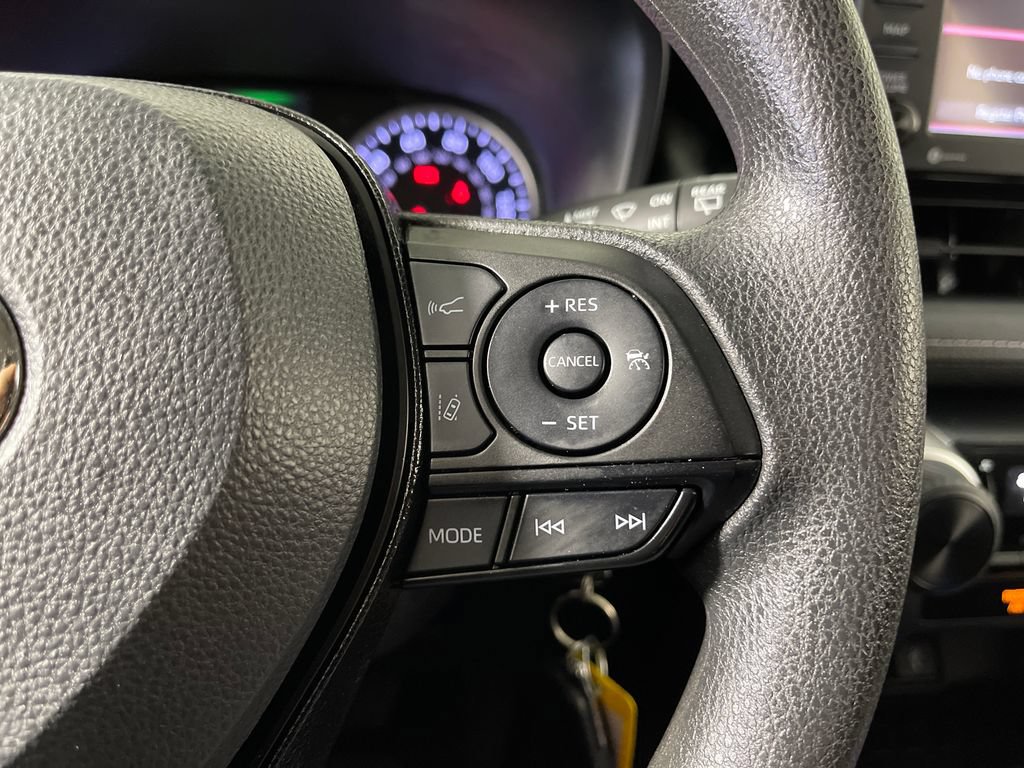 Certified 2021 Toyota RAV4 LE FWD image 27