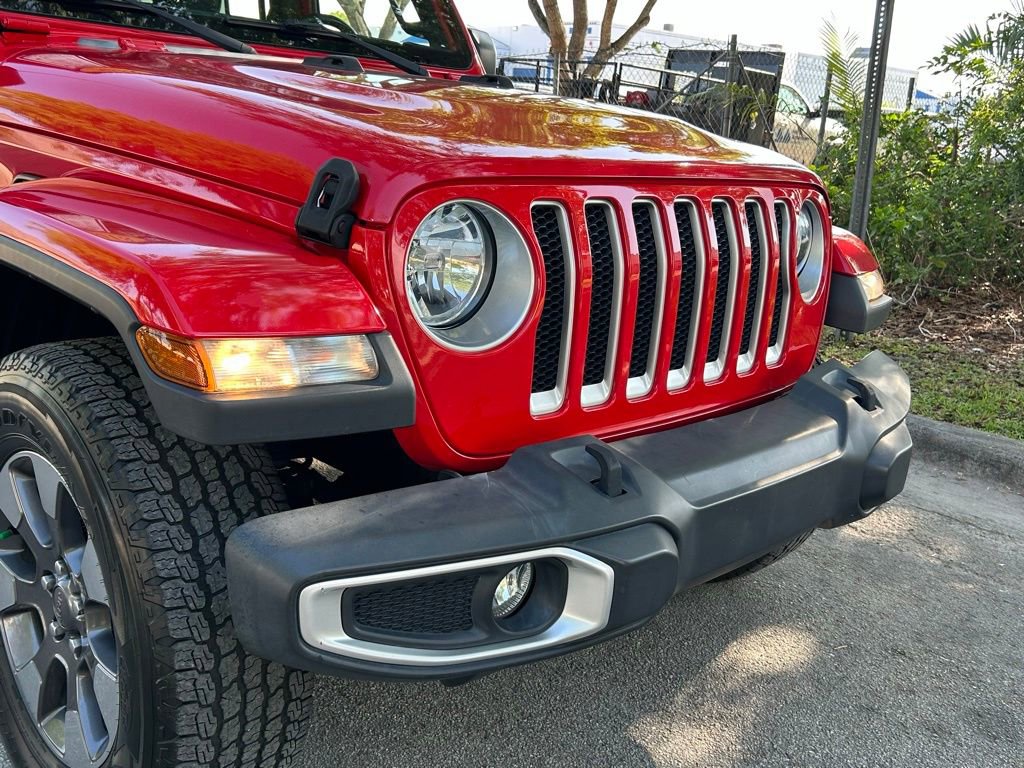 Used 2018 Jeep Wrangler Unlimited Sahara AWD/4WD image 33