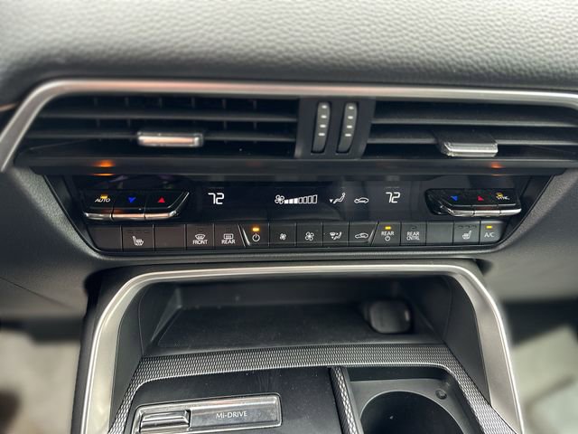 Used 2024 MAZDA CX-90 Plug-In Hybrid w/ Preferred AWD/4WD image 18