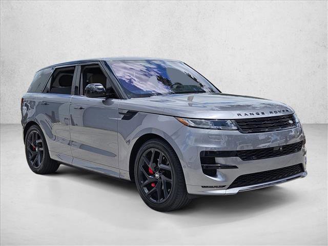 Used 2023 Land Rover Range Rover Sport SE Dynamic AWD/4WD image 3