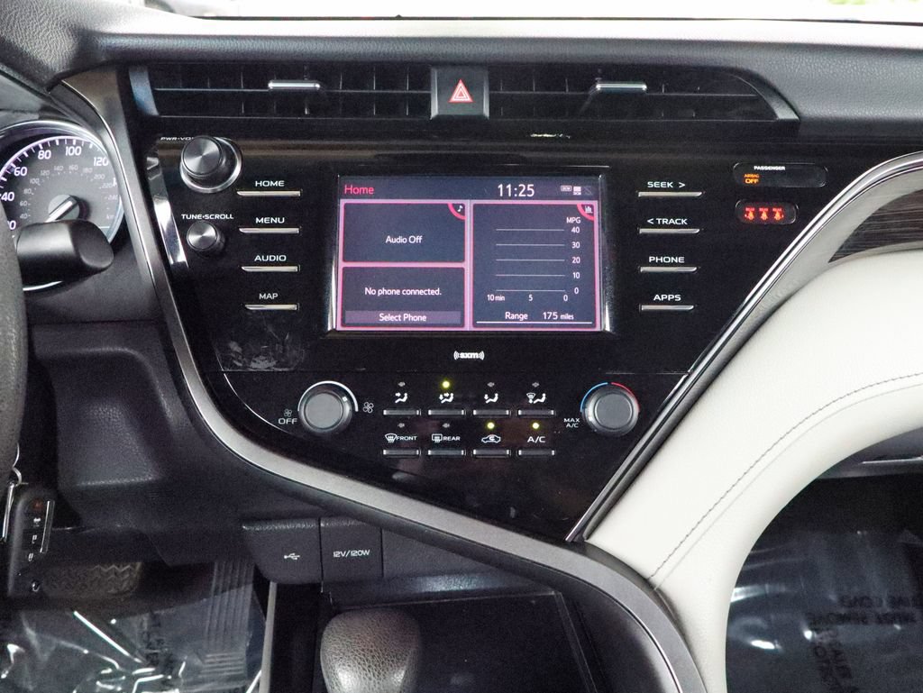 Used 2020 Toyota Camry LE FWD image 36