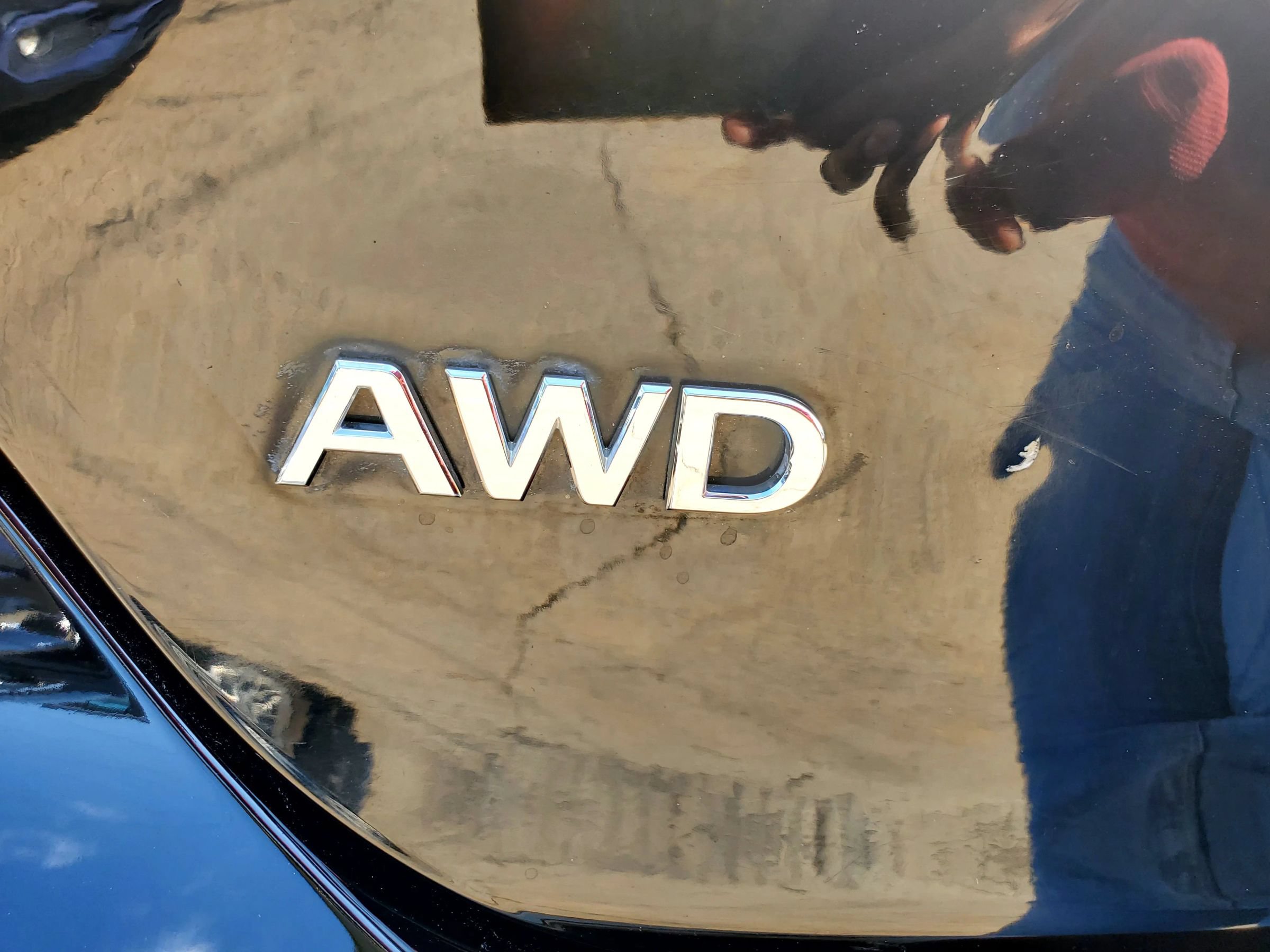 Used 2017 INFINITI QX30 AWD image 11