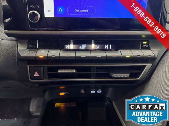 Used 2025 Toyota Camry LE image 4