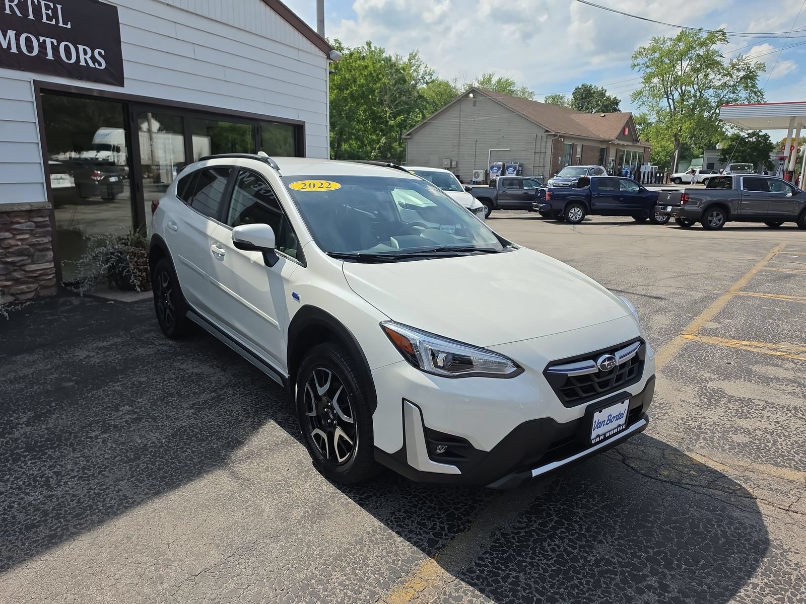 Used 2022 Subaru Crosstrek Hybrid AWD/4WD image 3