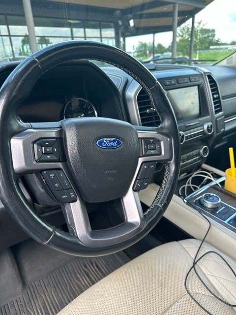 Used 2021 Ford Expedition Platinum AWD/4WD image 14
