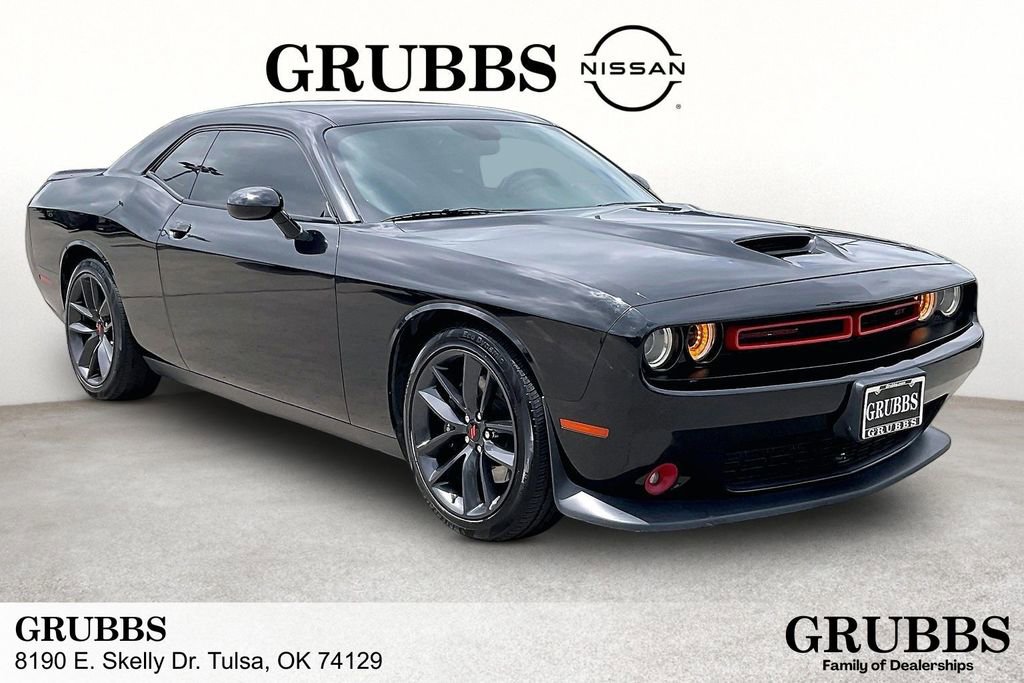 Used 2019 Dodge Challenger GT w/ Performance Handling Group RWD image 1