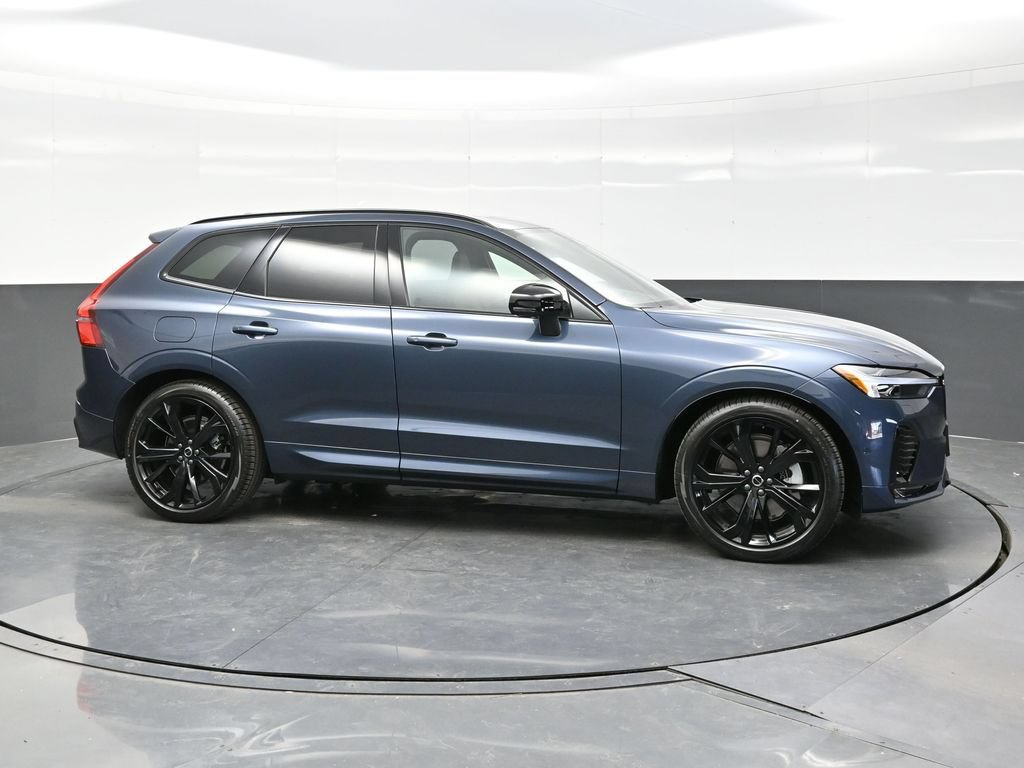 New 2026 Volvo XC60 B5 Ultra w/ Climate Package AWD/4WD image 8
