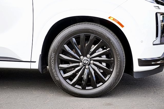 Certified 2025 Hyundai Palisade Calligraphy AWD/4WD image 8