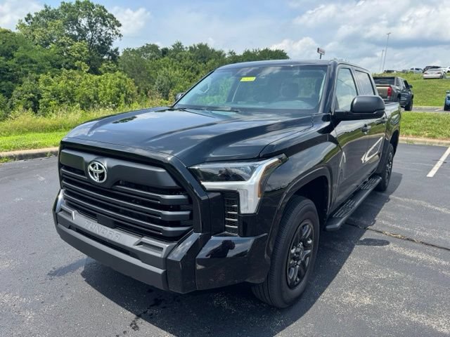 Used 2023 Toyota Tundra SR AWD/4WD image 7