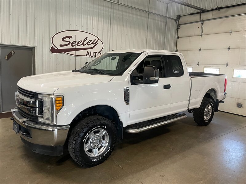 Used 2017 Ford F250 XLT AWD/4WD image 1