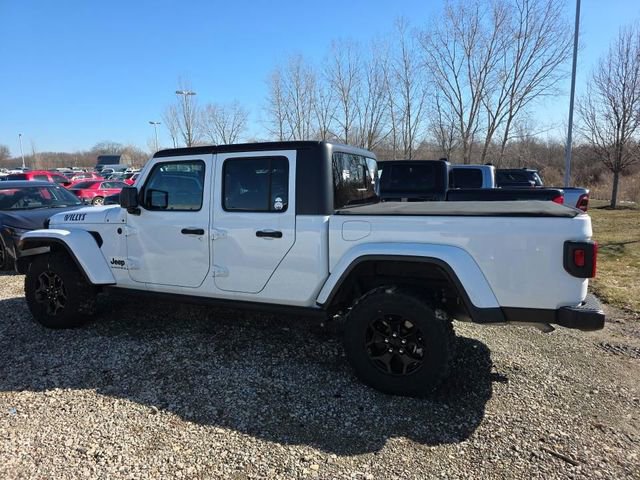 Used 2023 Jeep Gladiator Willys image 6