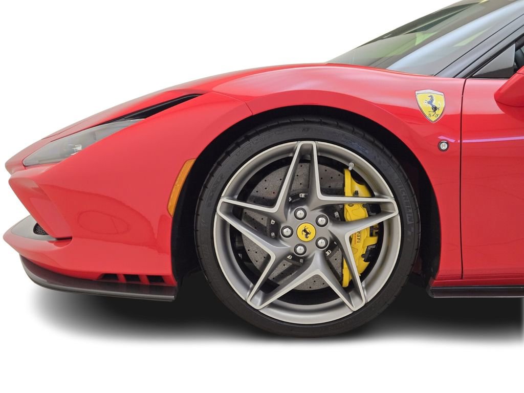 Used 2020 Ferrari F8 Tributo image 13