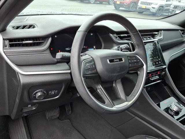 Certified 2023 Jeep Grand Cherokee Altitude image 25