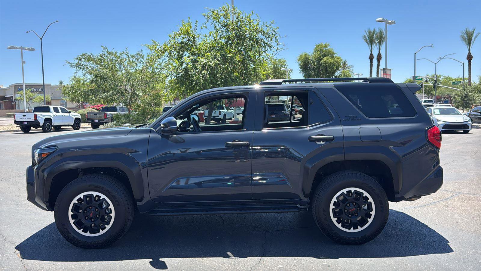 Used 2025 Toyota 4Runner TRD Off-Road Premium w/ Tow Technology Package AWD/4WD image 4