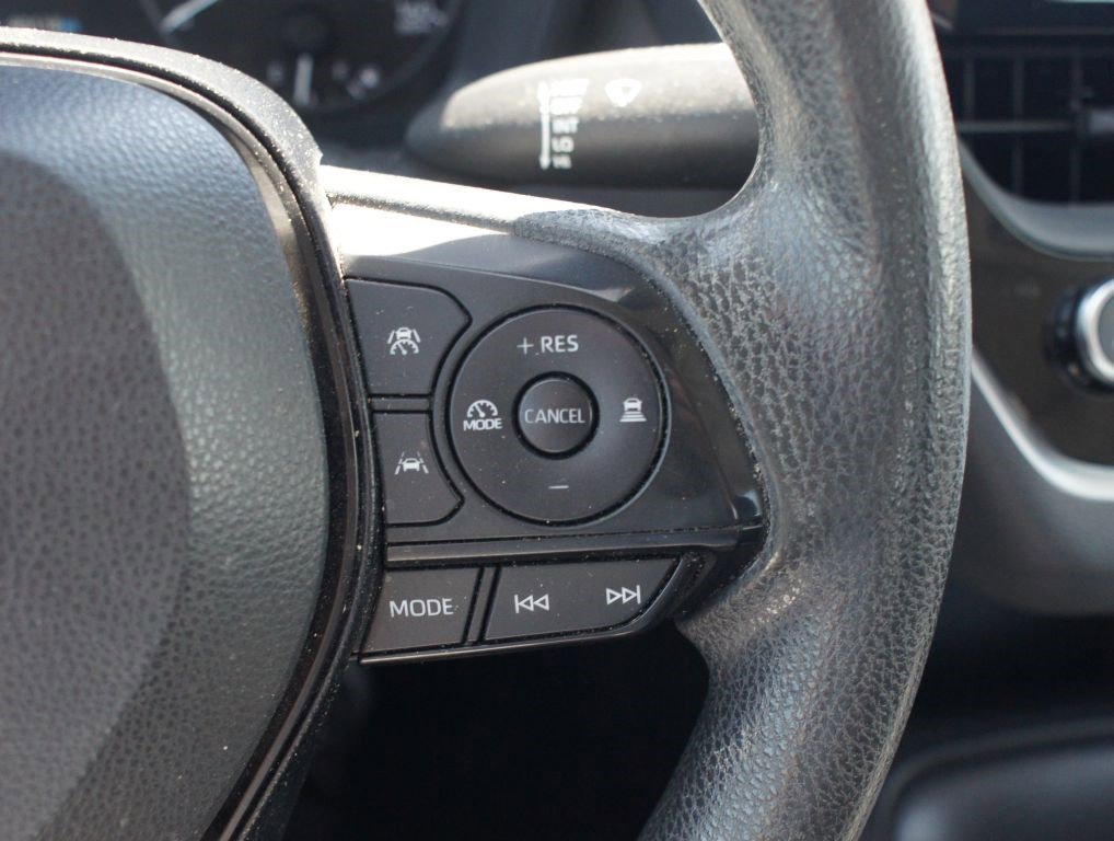 Used 2023 Toyota Corolla LE w/ LE Premium Package FWD image 10