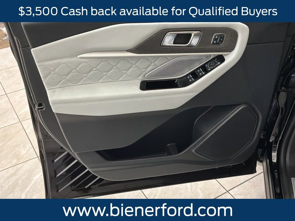 New 2026 Ford Explorer Platinum w/ LUX Leather Package image 6