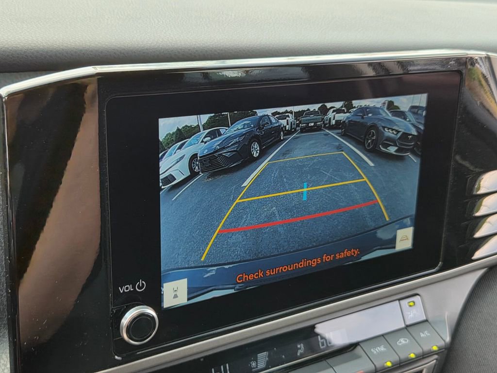 Certified 2025 Toyota Camry LE FWD image 18