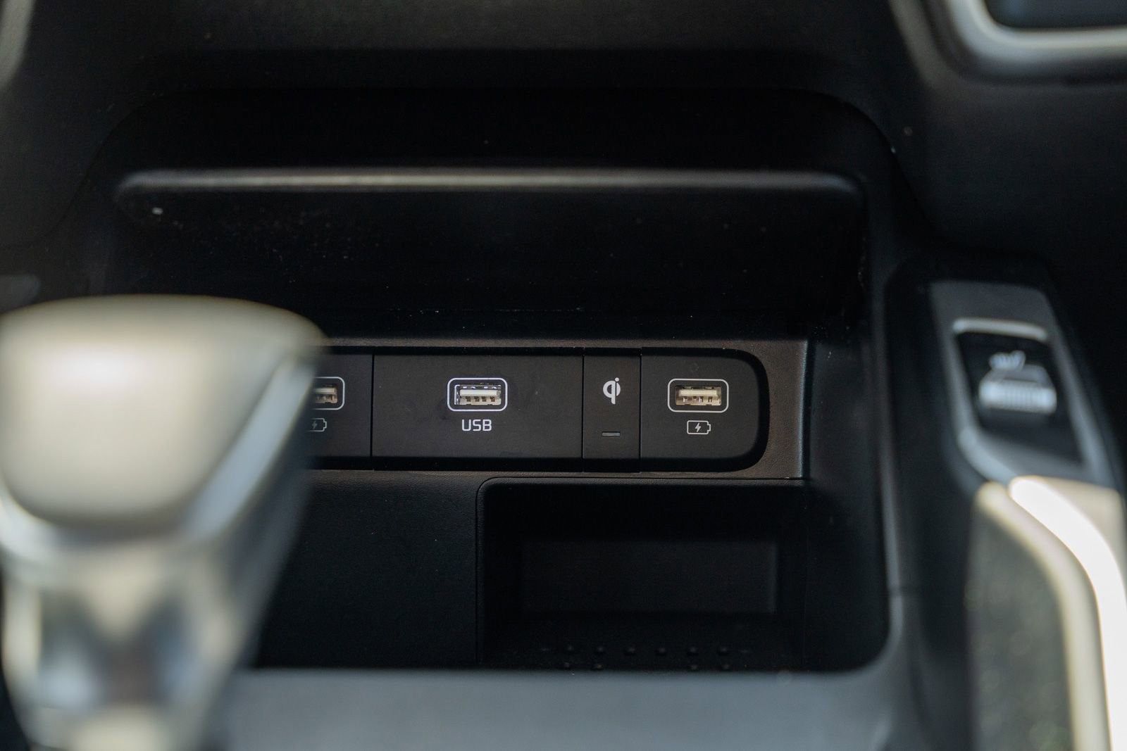 Used 2023 Kia Sorento X-Line EX image 33