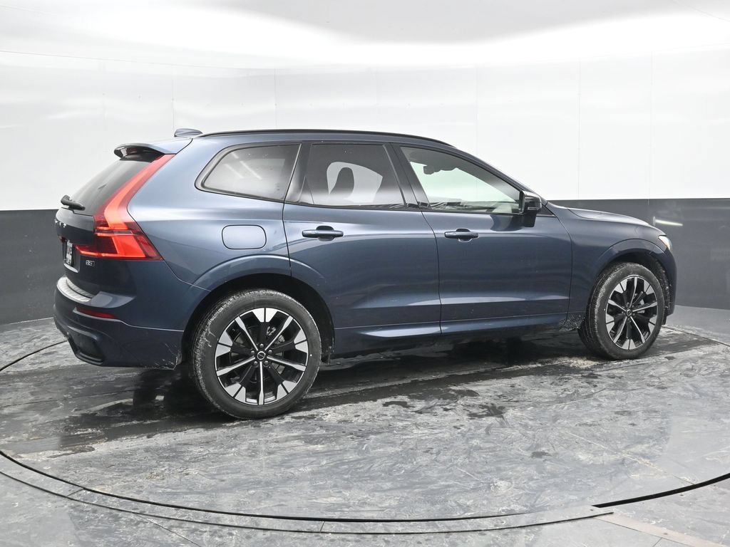 New 2026 Volvo XC60 B5 Plus w/ Protection Package Premier AWD/4WD image 2