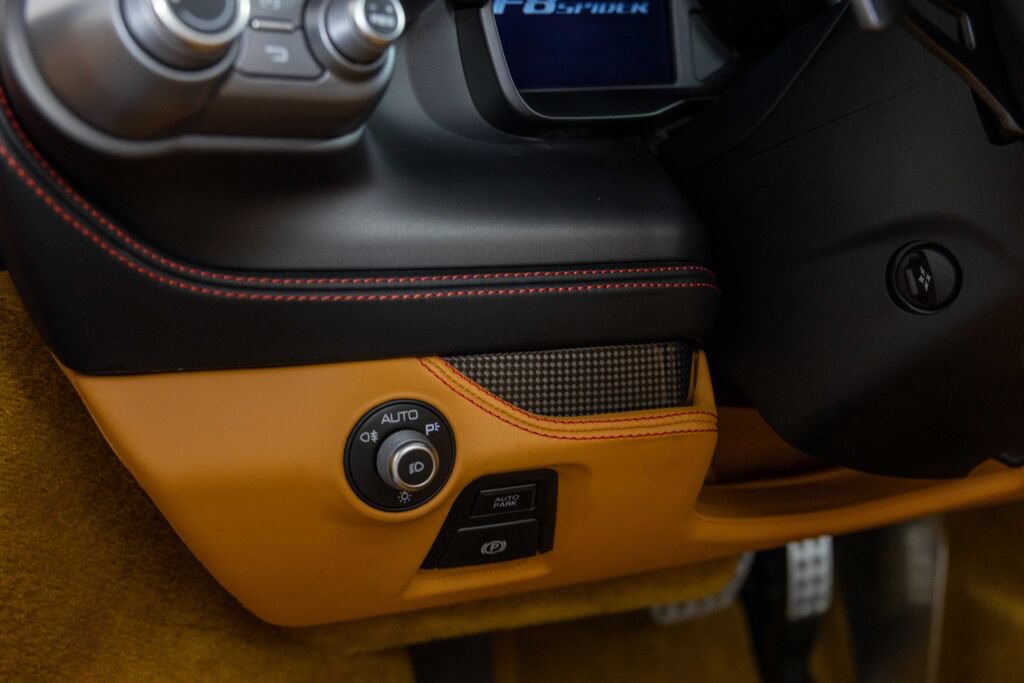 Used 2022 Ferrari F8 Tributo RWD image 52