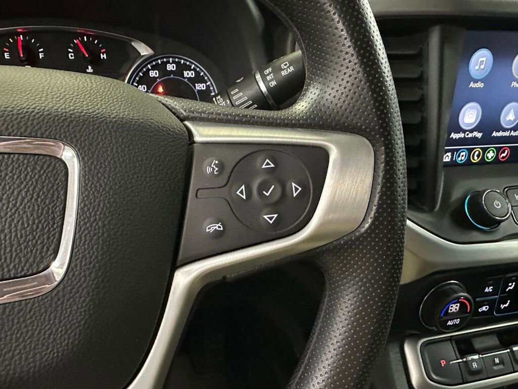 Certified 2023 GMC Acadia SLE w/ Driver Convenience Package image 9