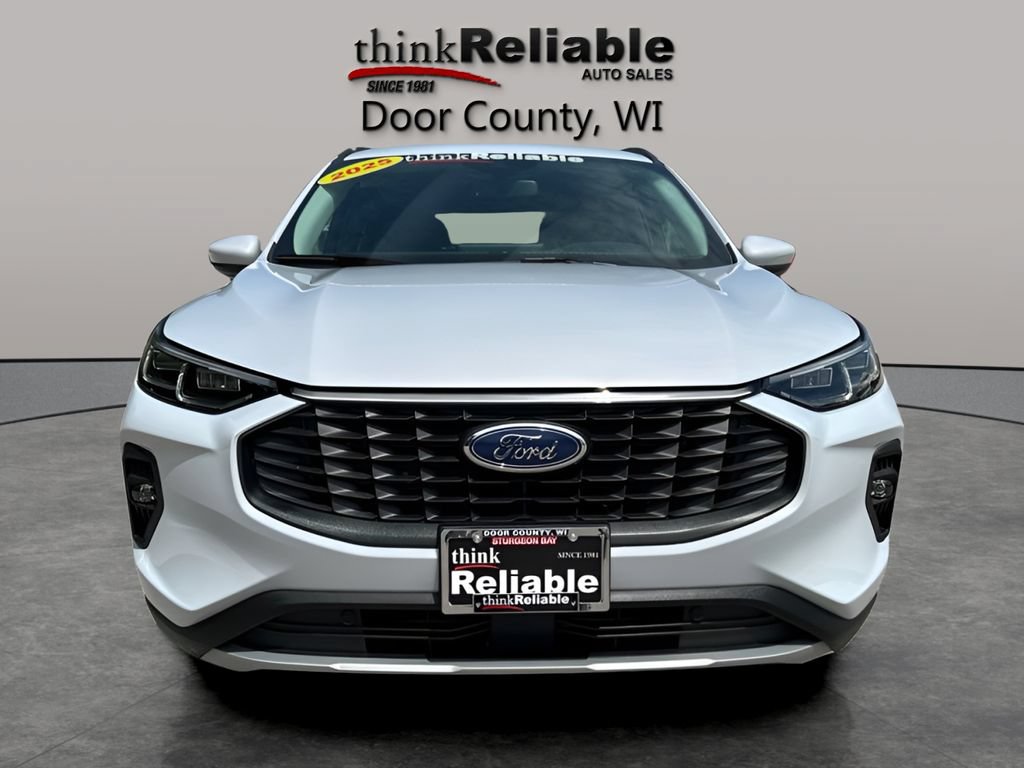 Used 2025 Ford Escape Platinum AWD/4WD image 7