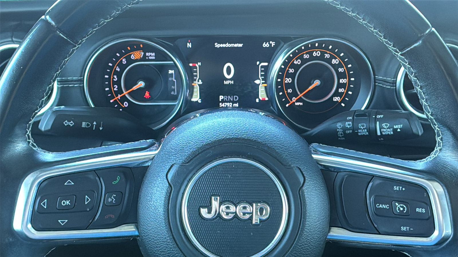 Used 2020 Jeep Wrangler Unlimited Sahara AWD/4WD image 31