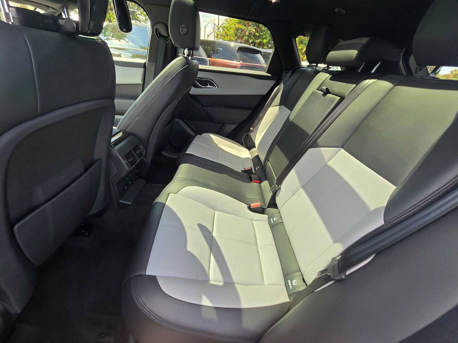 Used 2026 Land Rover Range Rover Velar S AWD/4WD image 18