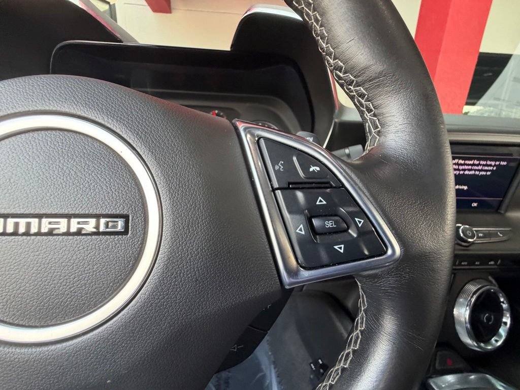 Used 2022 Chevrolet Camaro LT RWD image 19