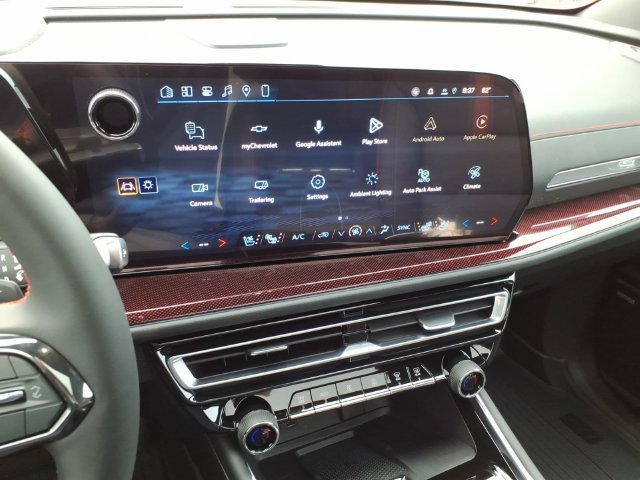 New 2027 Chevrolet Traverse RS w/ LPO, Floor Liner Package AWD/4WD image 13