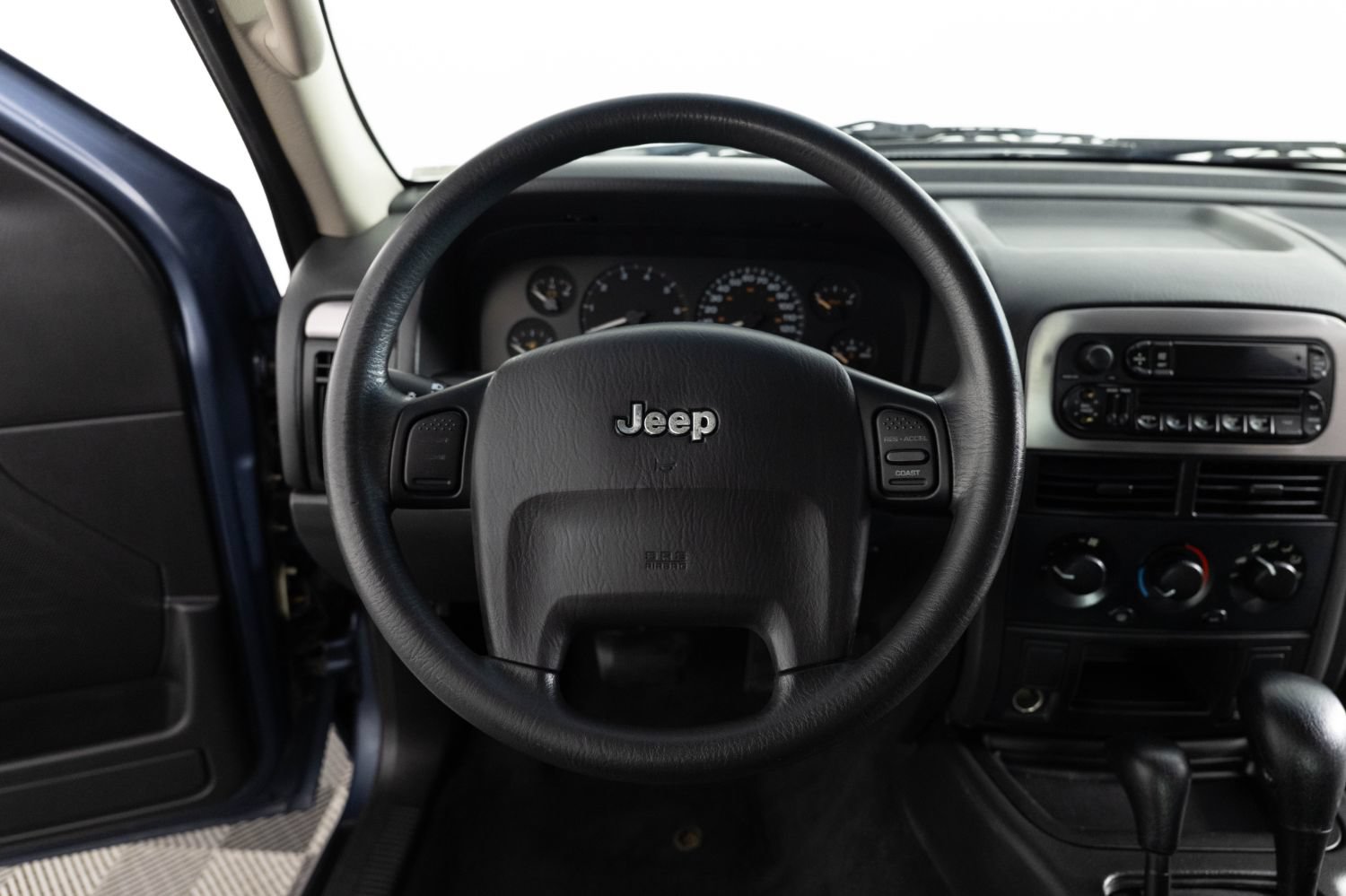 Used 2004 Jeep Grand Cherokee Laredo w/ Convenience Group AWD/4WD image 26