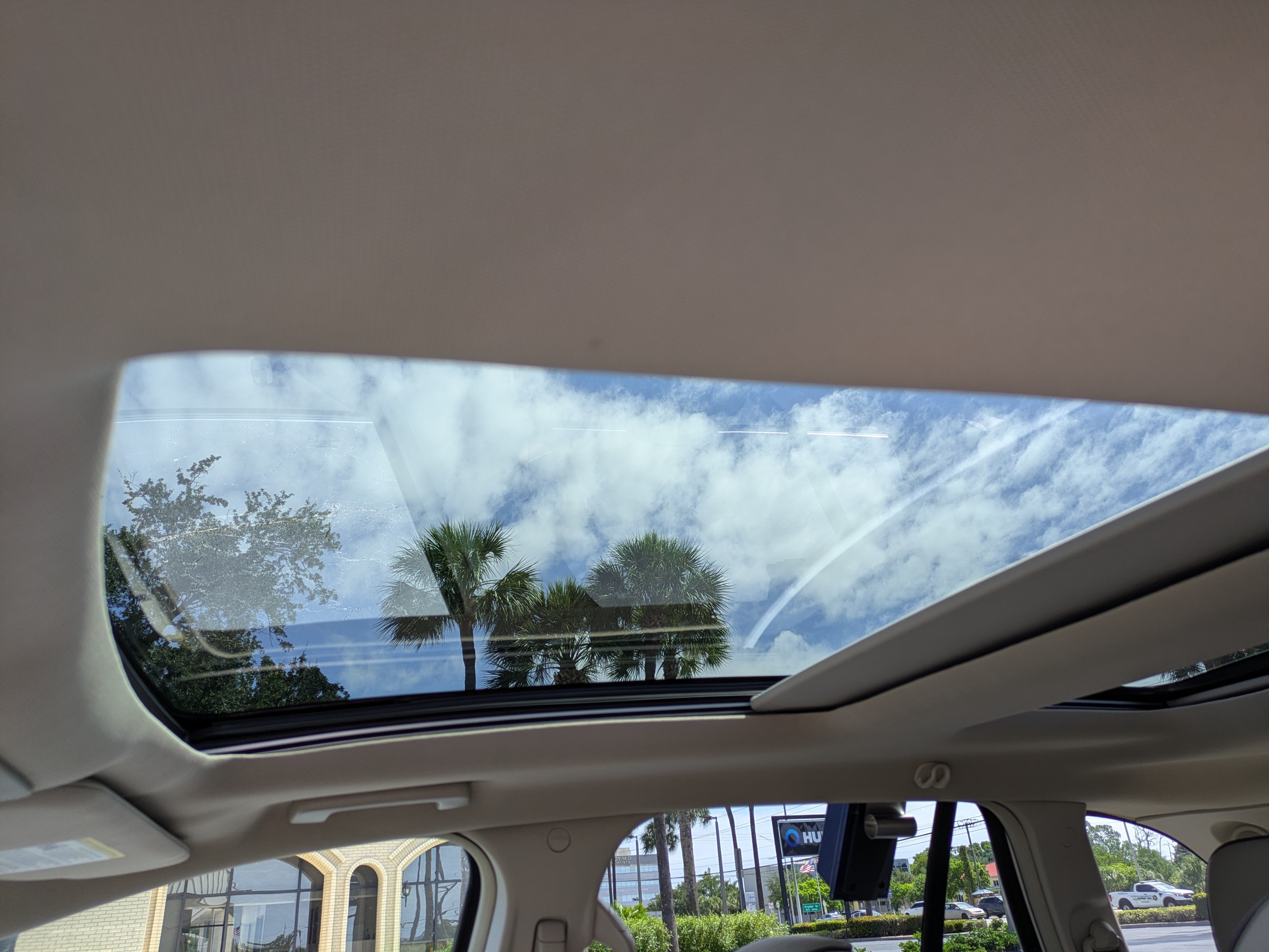 Used 2014 Lincoln MKX AWD w/ Equipment Group 102A image 19