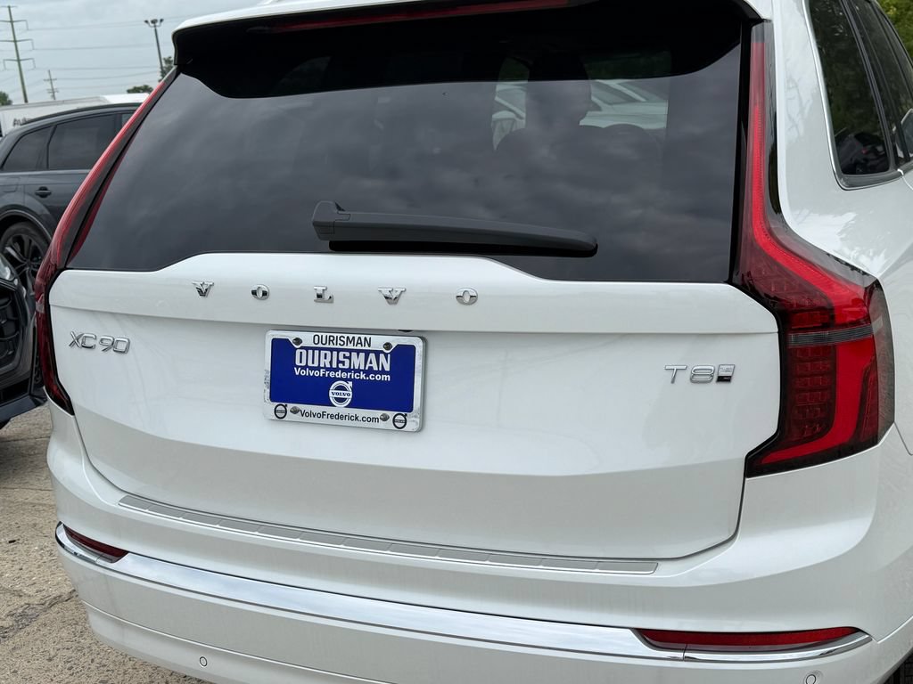 New 2026 Volvo XC90 T8 Plus w/ Protection Package Premier AWD/4WD image 5