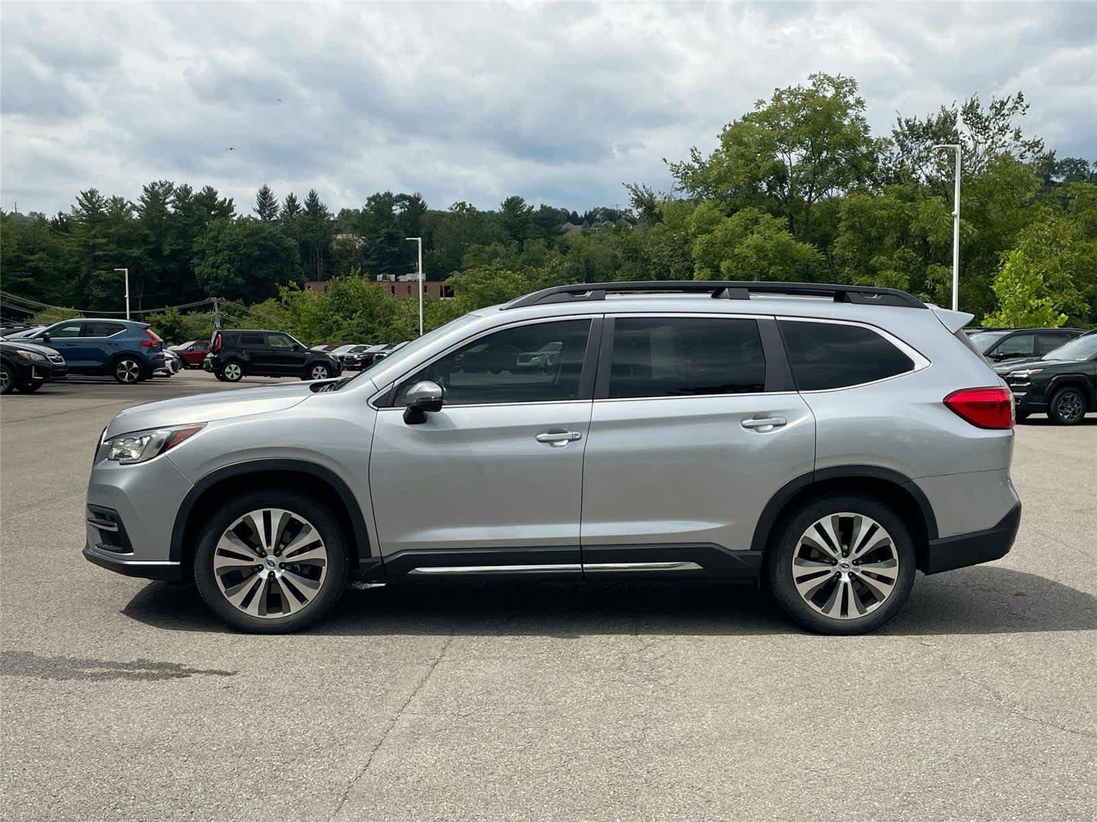 Used 2019 Subaru Ascent Limited AWD/4WD image 2