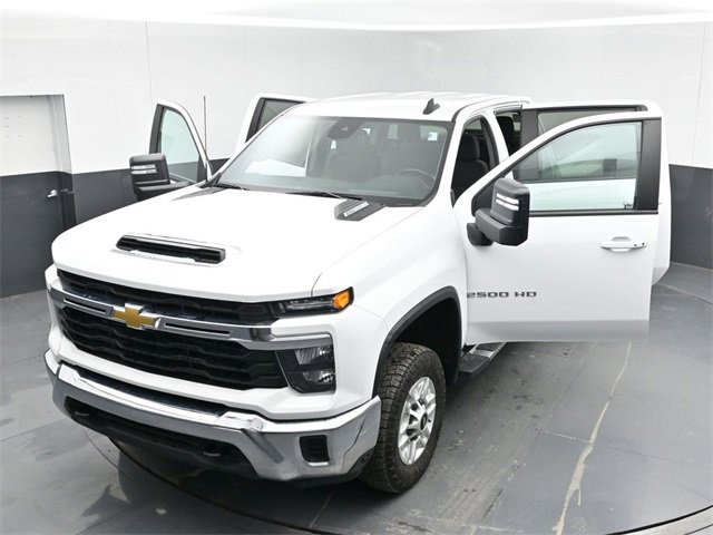 Used 2024 Chevrolet Silverado 2500 LT image 49