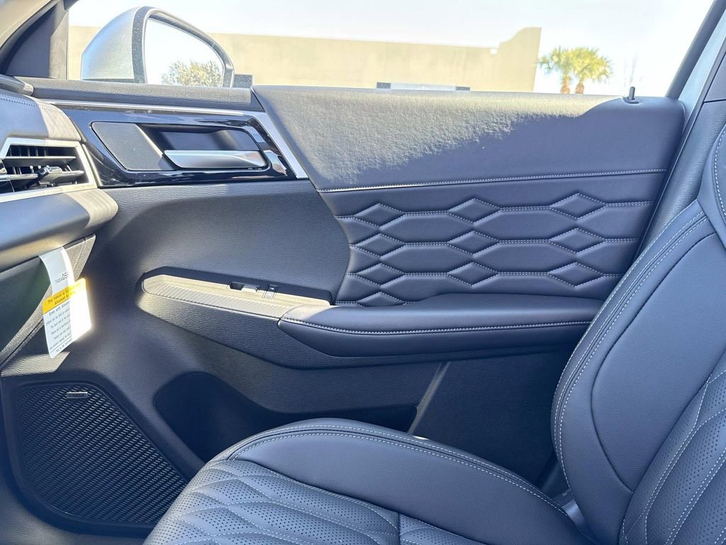 New 2026 Mitsubishi Outlander SEL image 30