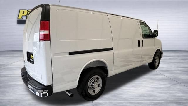 New 2026 Chevrolet Express 2500 w/ Driver Convenience Package RWD image 7