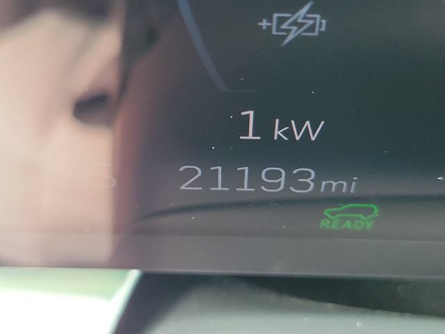 Certified 2024 Cadillac Lyriq Luxury AWD/4WD image 14