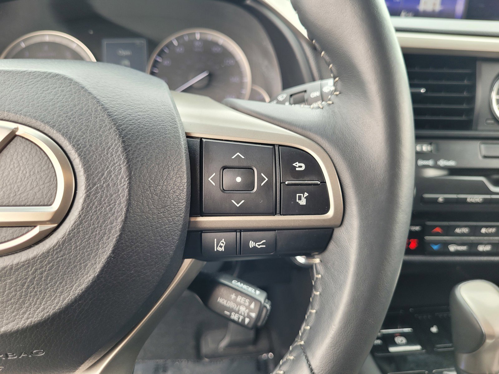 Used 2018 Lexus RX 350 AWD w/ Accessory Package image 22