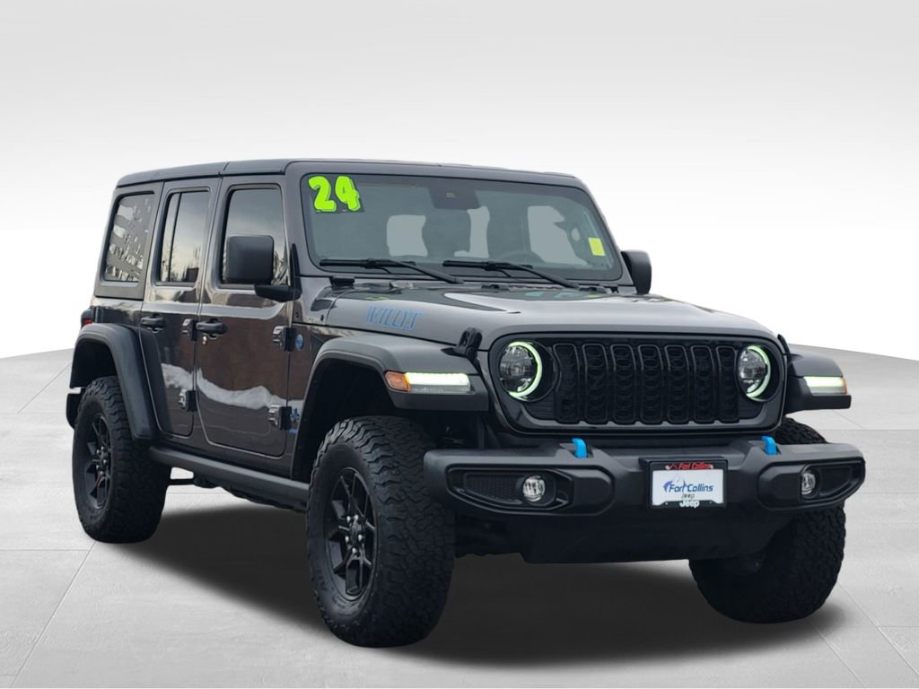 Used 2024 Jeep Wrangler Unlimited image 3