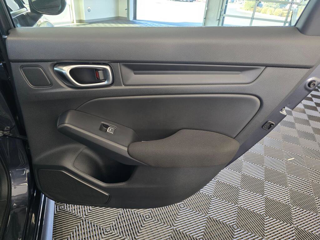 Used 2025 Honda Civic LX image 39