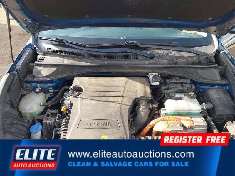 Used 2019 Kia Niro EX image 19