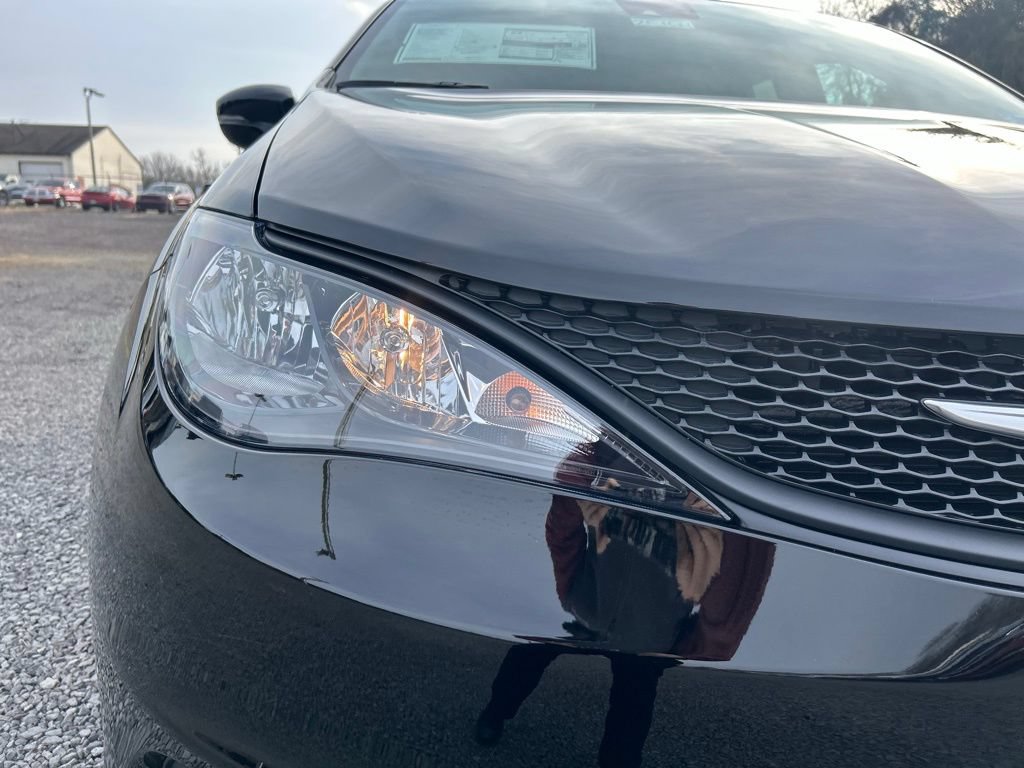 New 2026 Chrysler Voyager LX FWD image 26