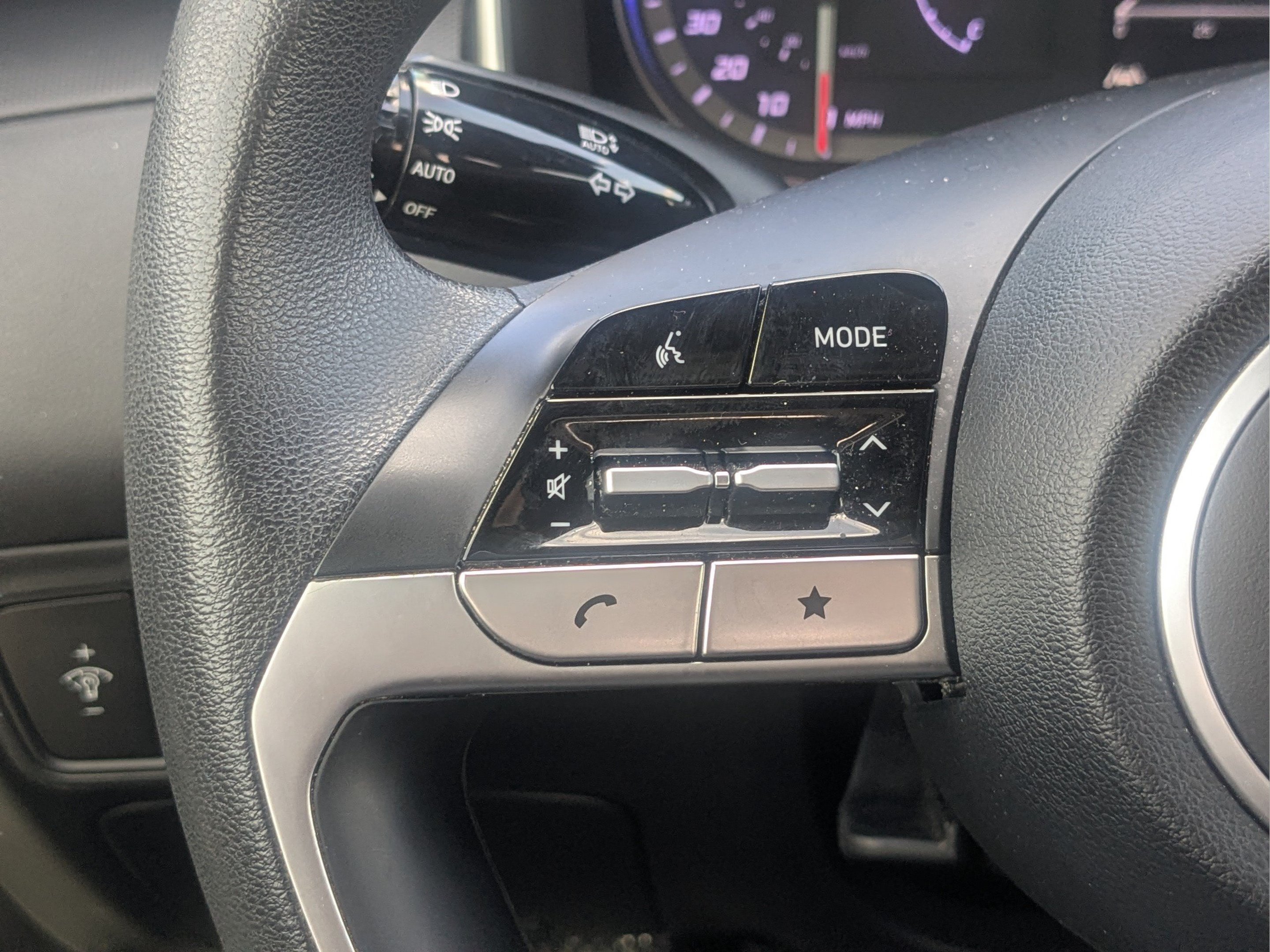 Used 2023 Hyundai Santa Cruz SEL AWD/4WD image 22