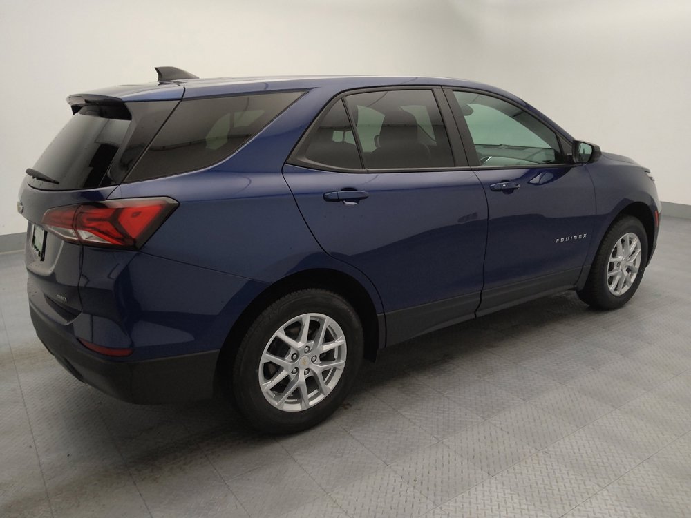 Used 2023 Chevrolet Equinox LS w/ LS Convenience Package image 10