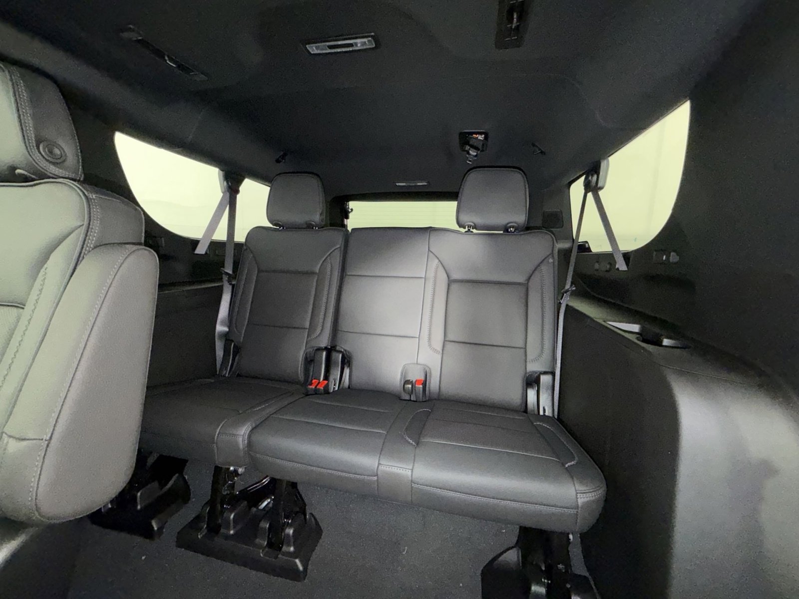 New 2026 GMC Yukon XL Denali w/ Denali Reserve Package image 26